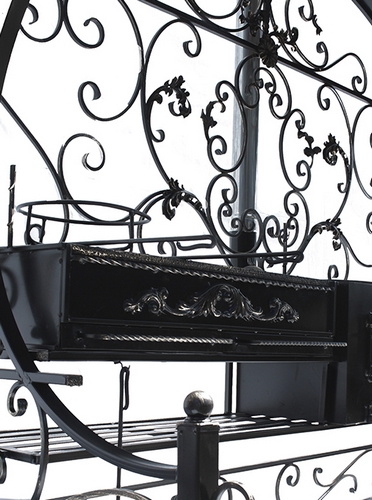 4738-Mangal-s-kryshej-Rossija