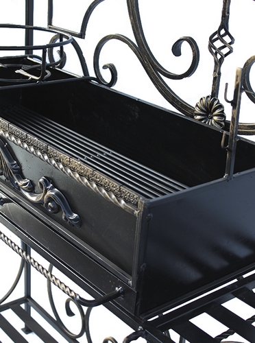 4738-Mangal-s-kryshej-Udachnyj