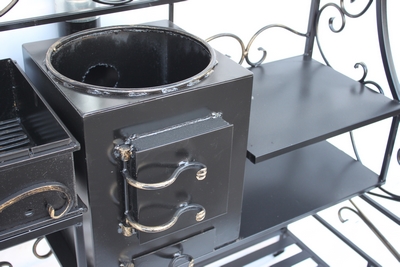 4738-Mangal-s-kryshej-Vitos