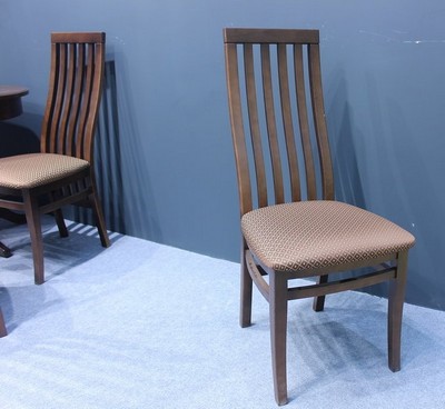 4697-Stul-Leset-Kalifornija